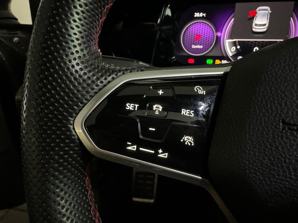 Volkswagen Golf 2.0 TSI GTI Pano|BTW|H/K|HuD|Nürburgring|Dodehoek|Camera|Keyless 55997376-11.jpg | F1 Automotive