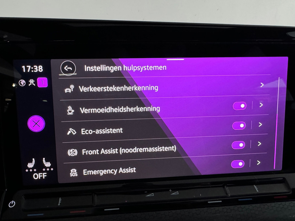 Volkswagen Golf 2.0 TSI GTI Pano|BTW|H/K|HuD|Nürburgring|Dodehoek|Camera|Keyless 55997376-20.jpg | F1 Automotive