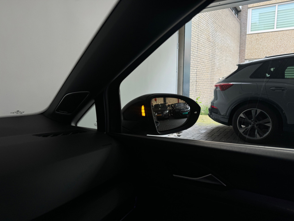 Volkswagen Golf 2.0 TSI GTI Pano|BTW|H/K|HuD|Nürburgring|Dodehoek|Camera|Keyless 55997376-21.jpg | F1 Automotive