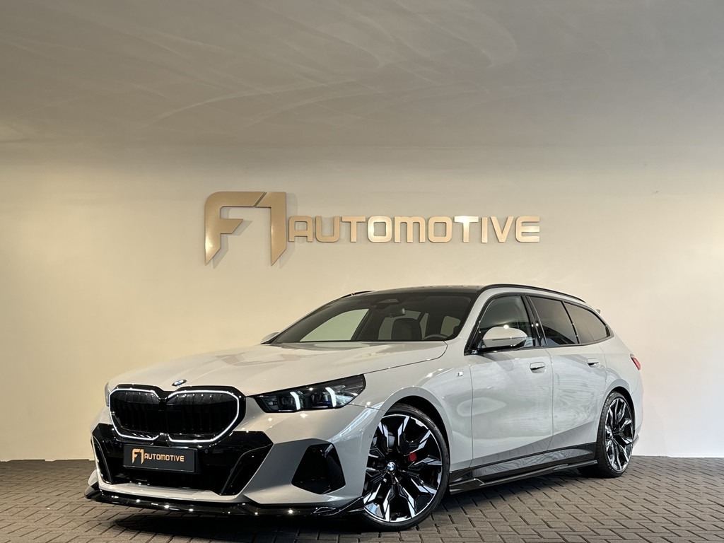 BMW 5 Serie Touring 520i M Pano|H/K|BlindSpot|Maxton|Trekhaak|Sfeer|Camera 56433094-0.jpg | F1 Automotive