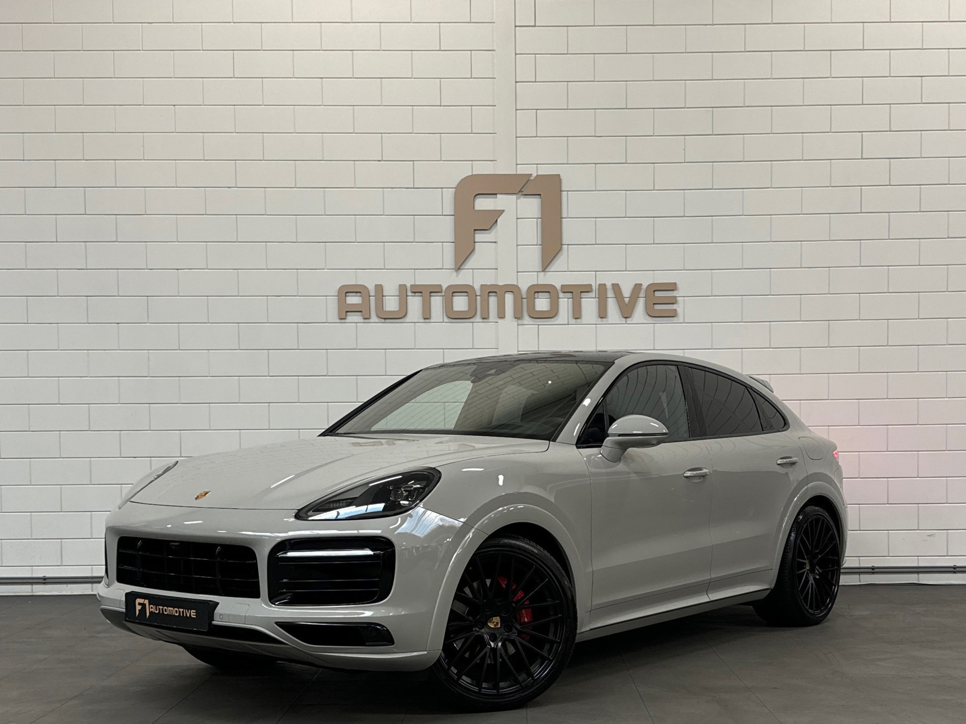 Porsche Cayenne Coupé 3.0 E-Hybrid Pano|Sportdesign|HuD|BTW 43970288-0.jpg | F1 Automotive