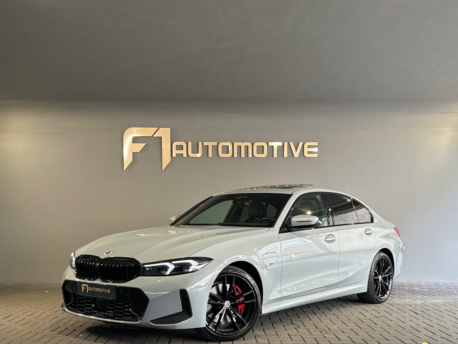 BMW 3 Serie 330e M Sport Pro Pano|H/K|Memory|Laser|Sfeer|HuD 45593523-0.jpg | F1 Automotive