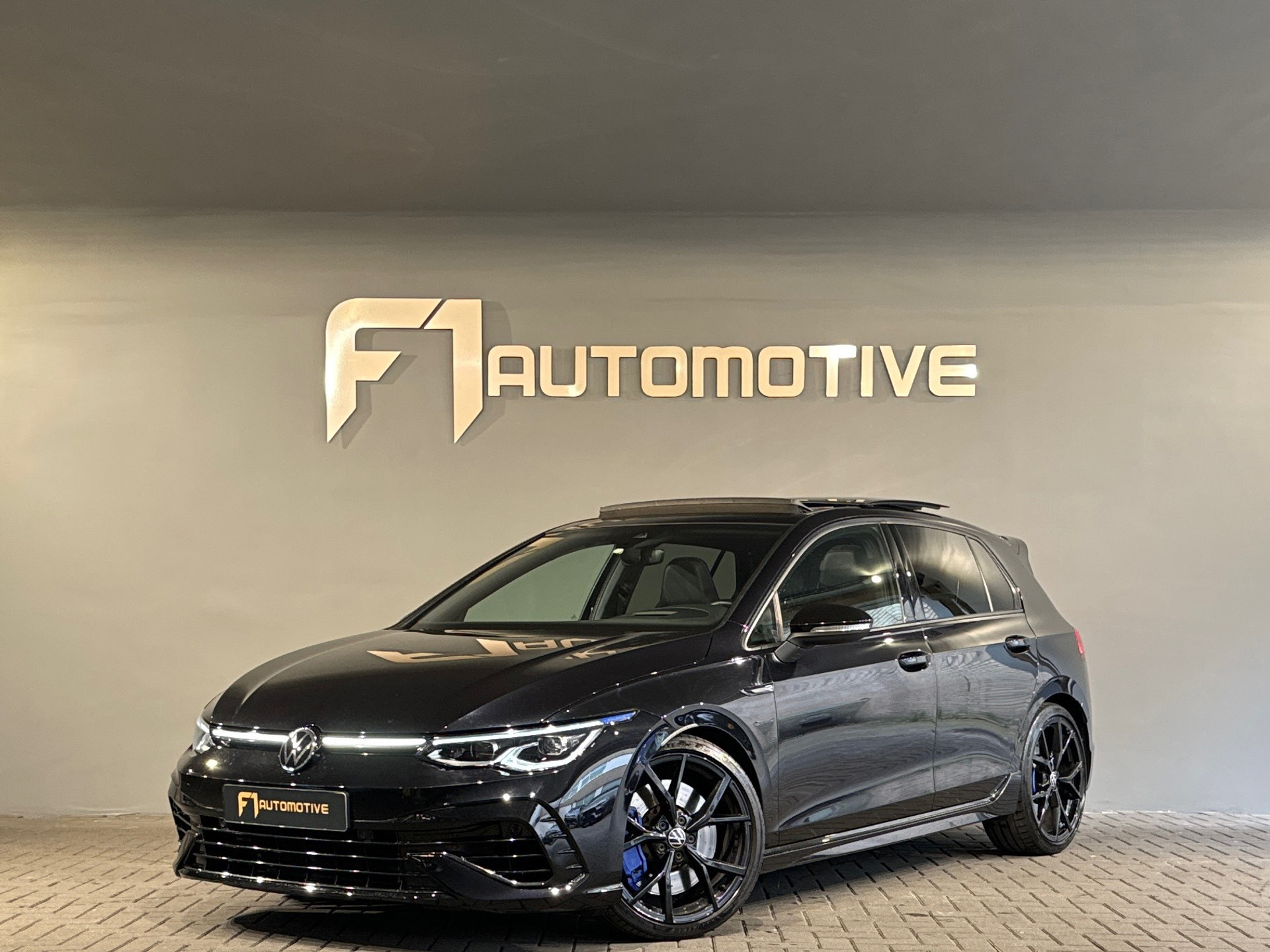 Volkswagen Golf 2.0 TSI R 4M Performance Pano|Drift|Akra|HuD 45765788-0.jpg | F1 Automotive