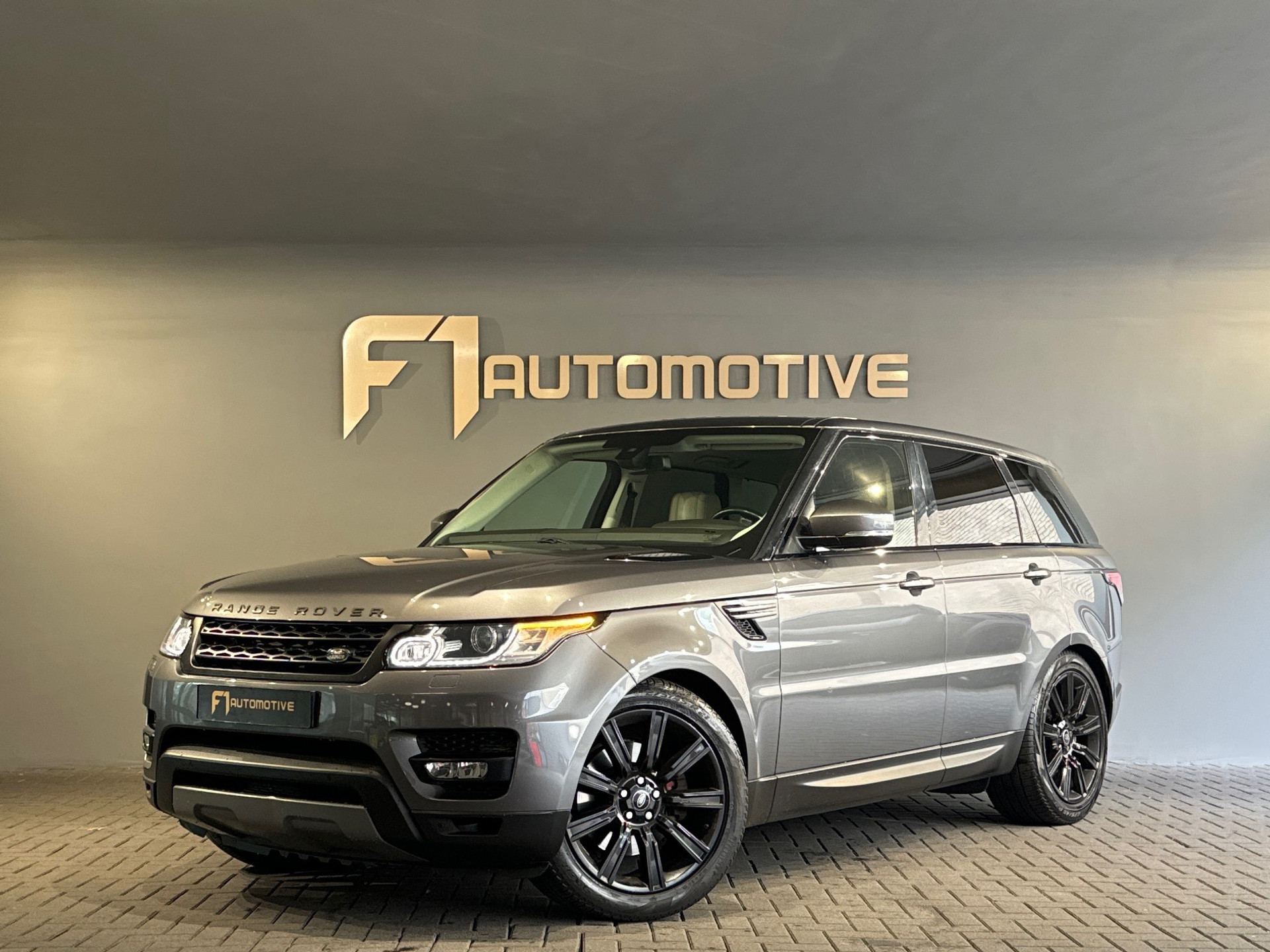 Land Rover Range Rover Sport 3.0 TDV6 Dynamic Luchtvering 46809452-0.jpg | F1 Automotive