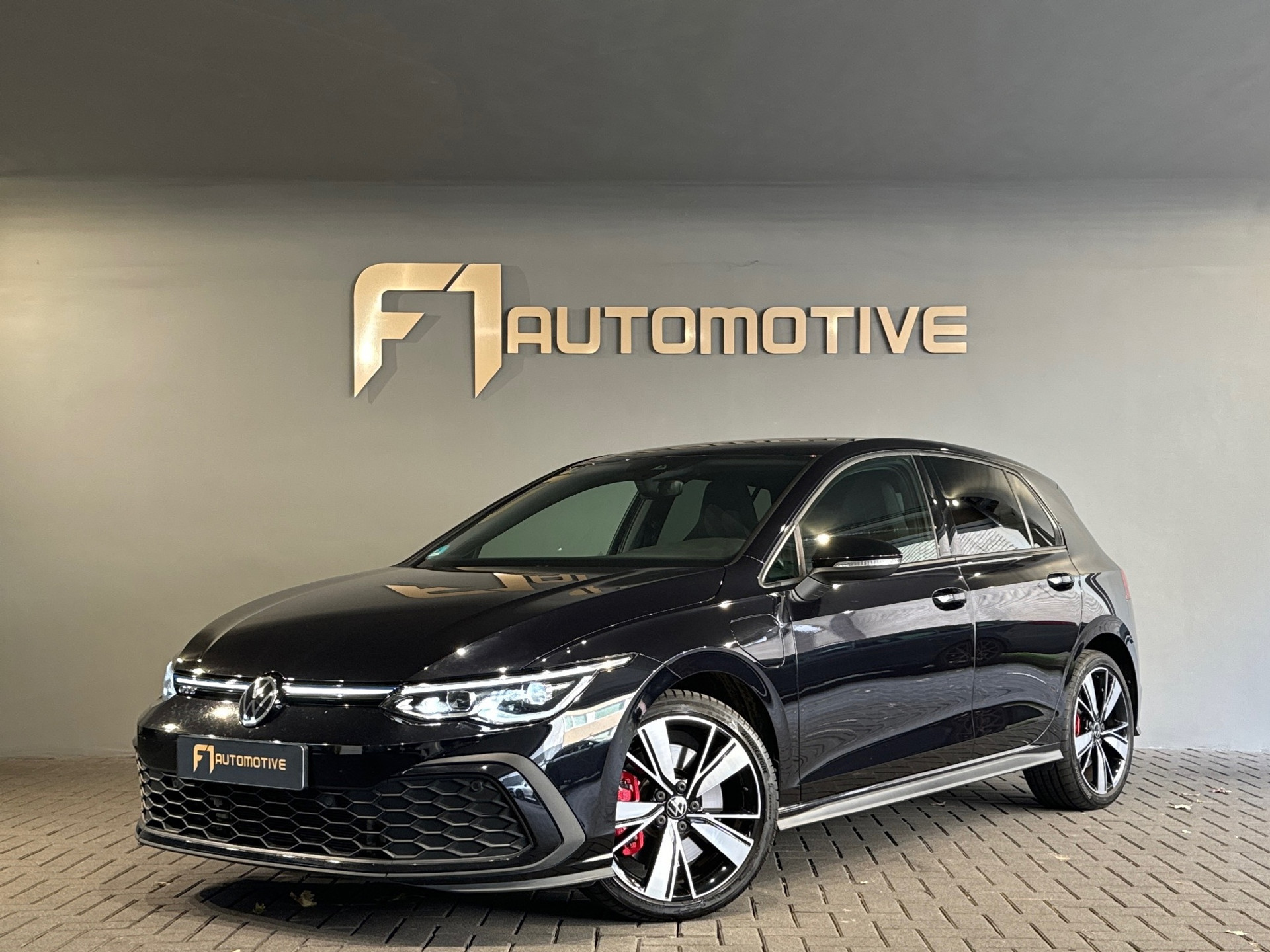 Volkswagen Golf 1.4 eHybrid GTE Sfeer|Camera|CarPlay|Lane 48161873-0.jpg | F1 Automotive